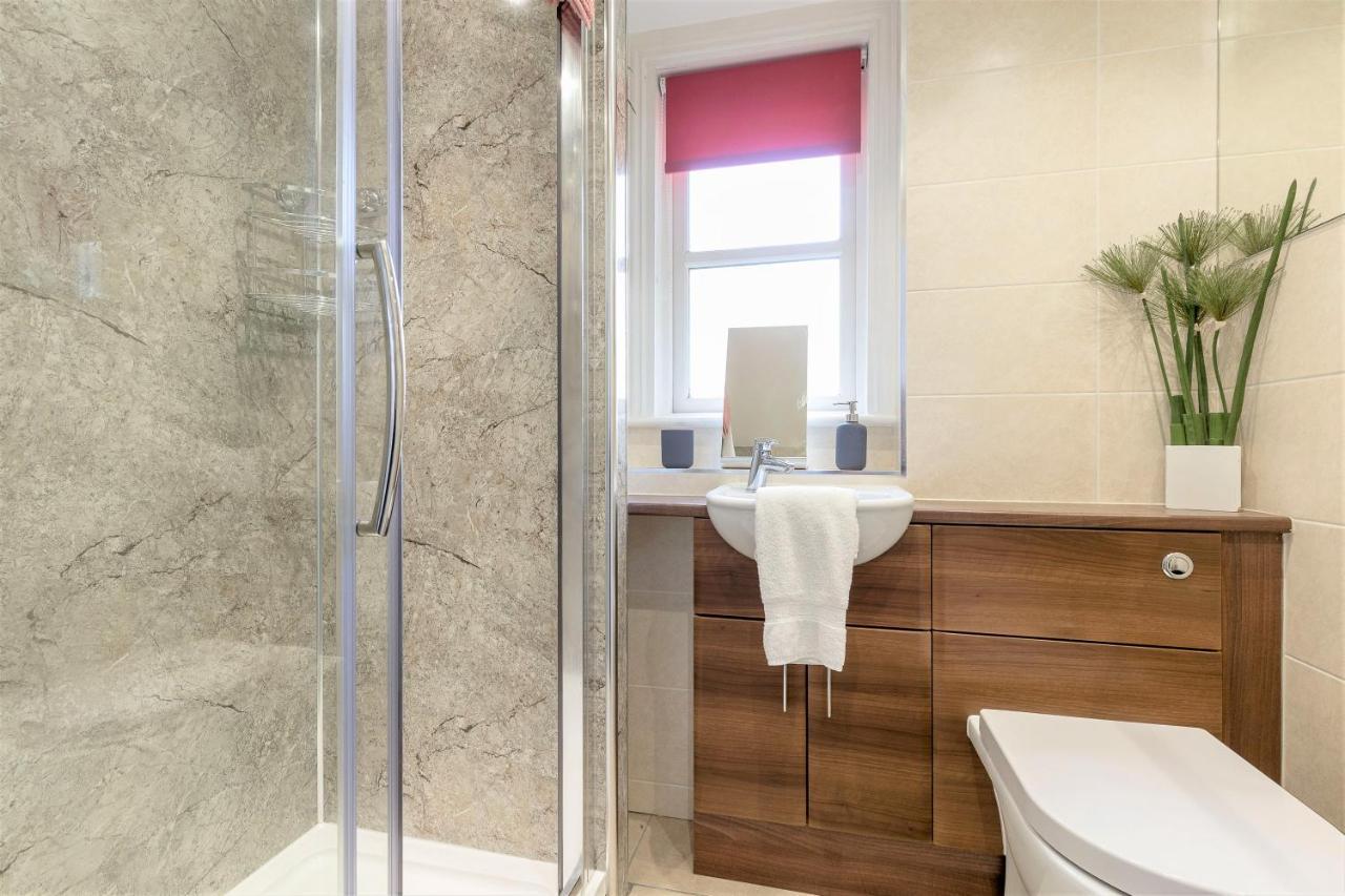 Stunning 1 Bed At Holyrood Palace & Arthurs Seat エディンバラ エクステリア 写真