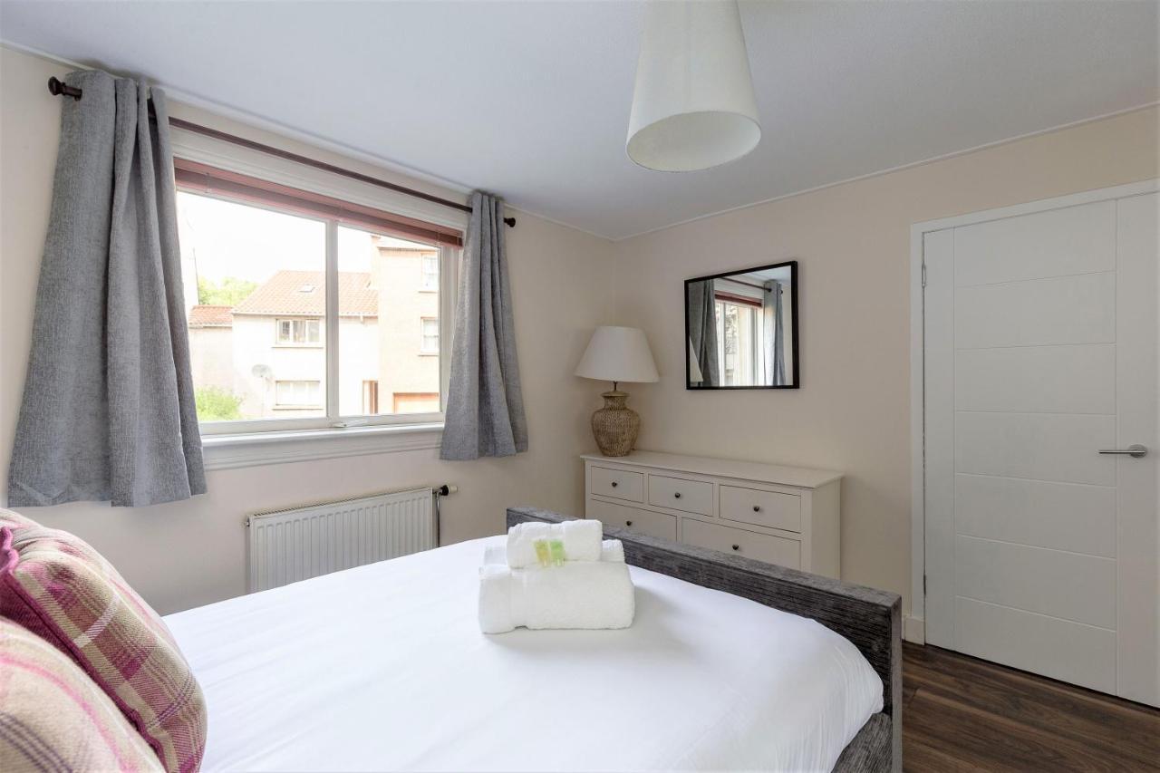 Stunning 1 Bed At Holyrood Palace & Arthurs Seat エディンバラ エクステリア 写真
