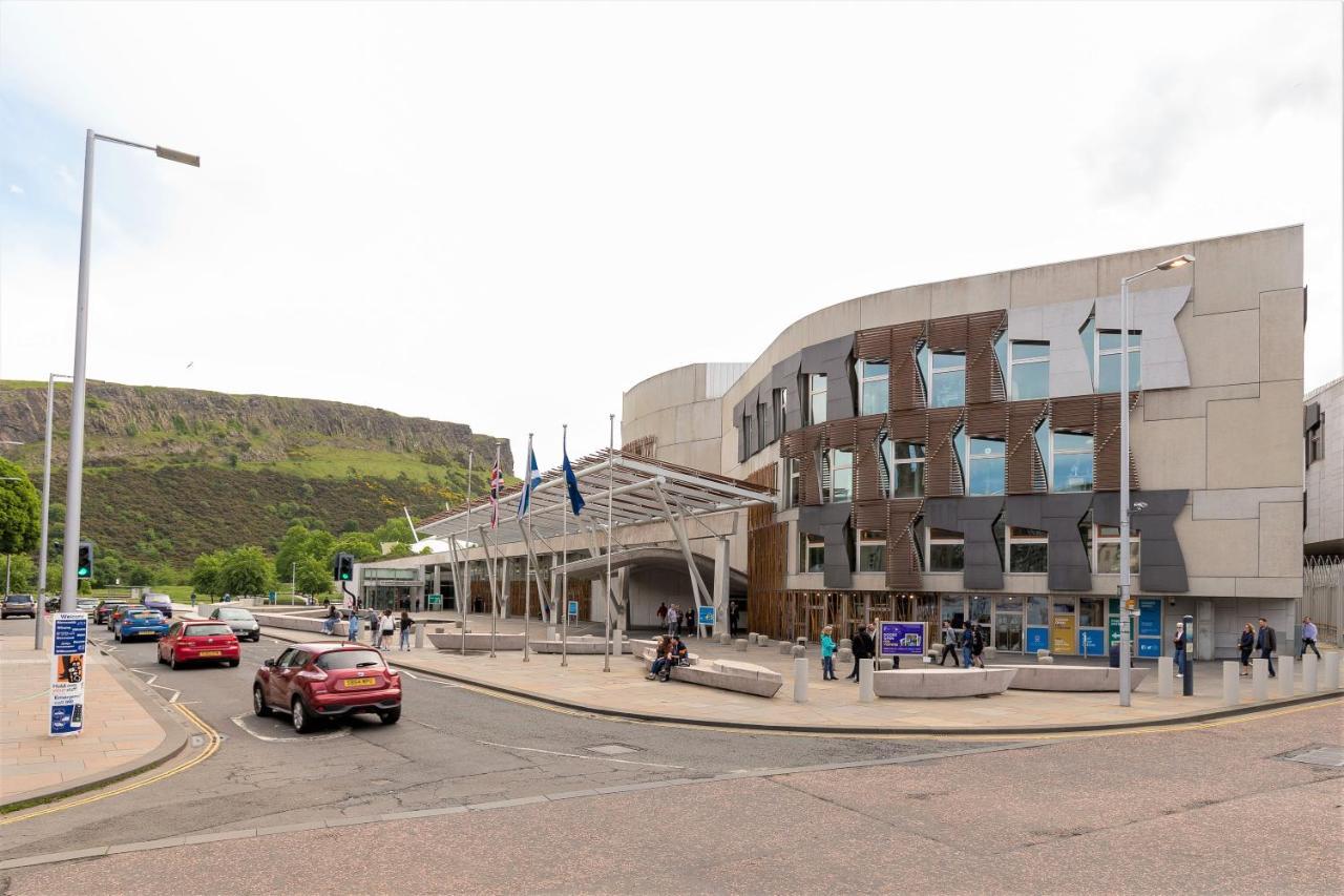 Stunning 1 Bed At Holyrood Palace & Arthurs Seat エディンバラ エクステリア 写真